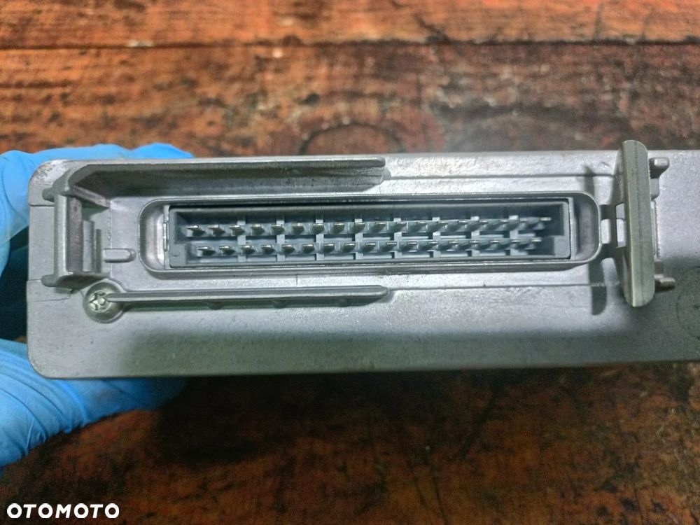 MITUBISHIS ECLIPSE 2G 95-99 2,0 B moduł sterownik ABS 0265103071 * - 3