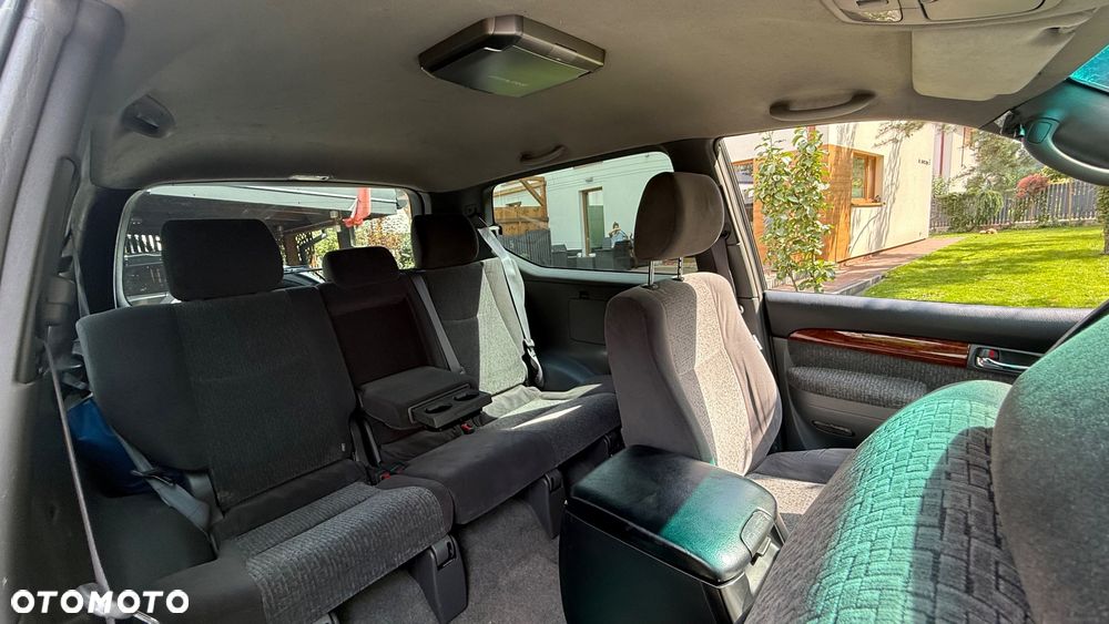 Toyota Land Cruiser - 10
