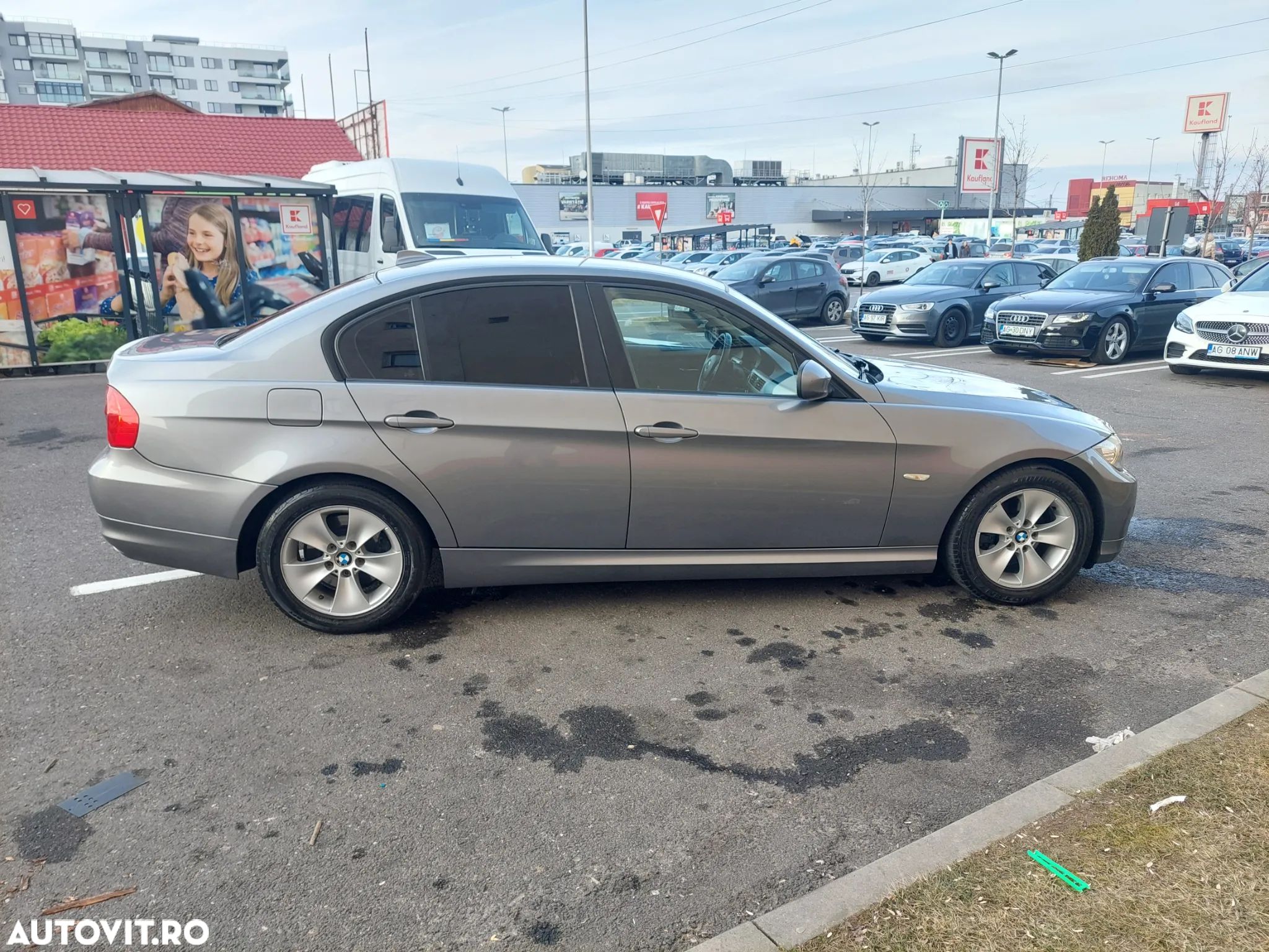 BMW Seria 3 318i Aut. - 1