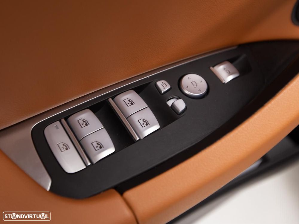 BMW X3 30 e xDrive Pack M - 18