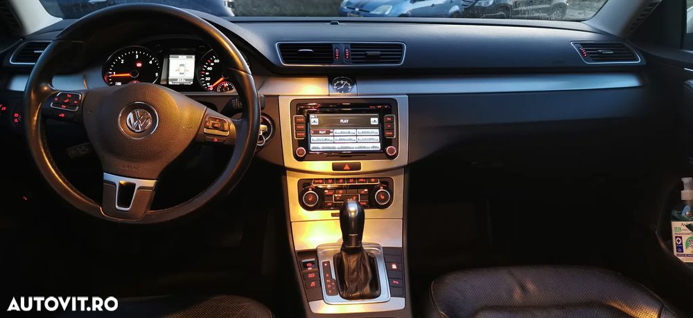 Volkswagen Passat 2.0 TDI BlueMotion Tehnology DSG Highline - 4
