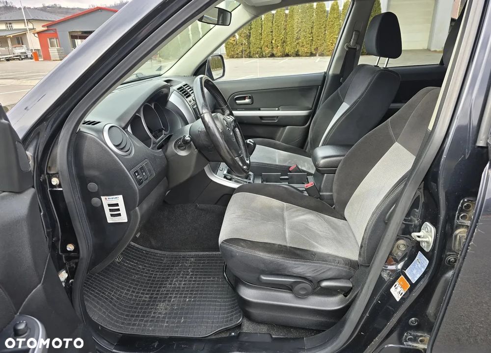 Suzuki Grand Vitara 1.9 DDiS - 6