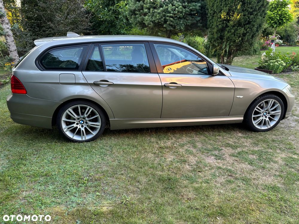 BMW Seria 3 318d - 8