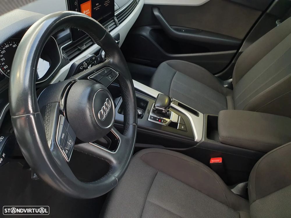 Audi A4 Avant 30 TDI Advanced S tronic - 16