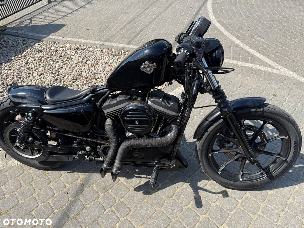 Harley-Davidson Sportster Iron 883 - 28