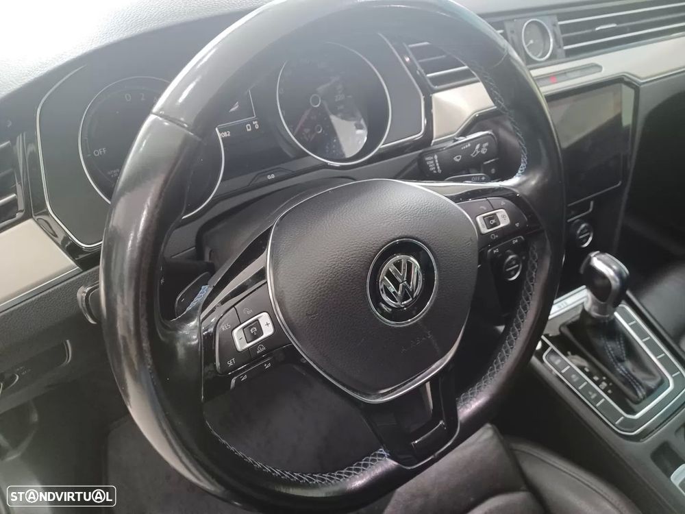 VW Passat 1.4 TSI GTE Plug-in - 11