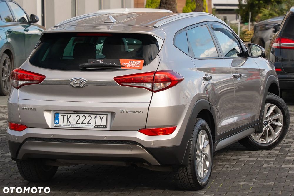 Hyundai Tucson 1.6 GDI BlueDrive Comfort 2WD - 11