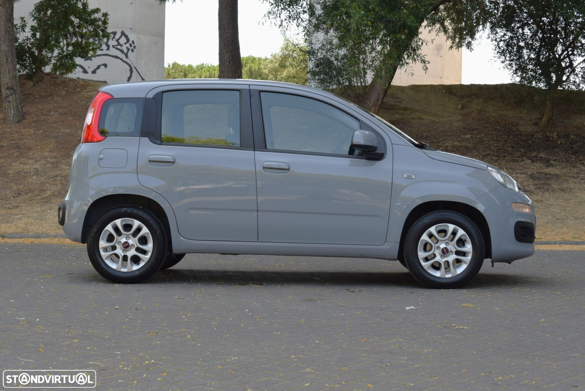 Fiat Panda 1.2 Lounge S&S - 12