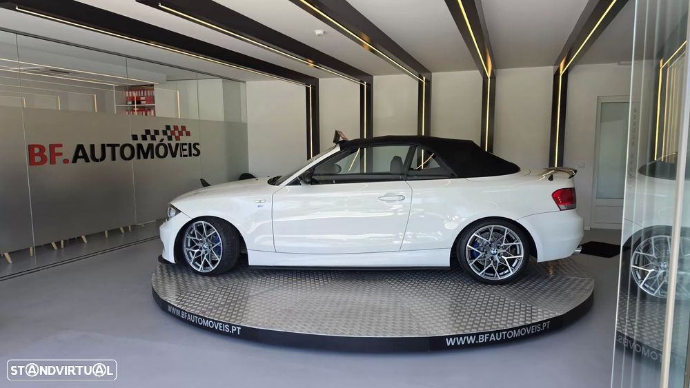 BMW 118 d Limited Edition Lifestyle c/ M Sport Pack - 15