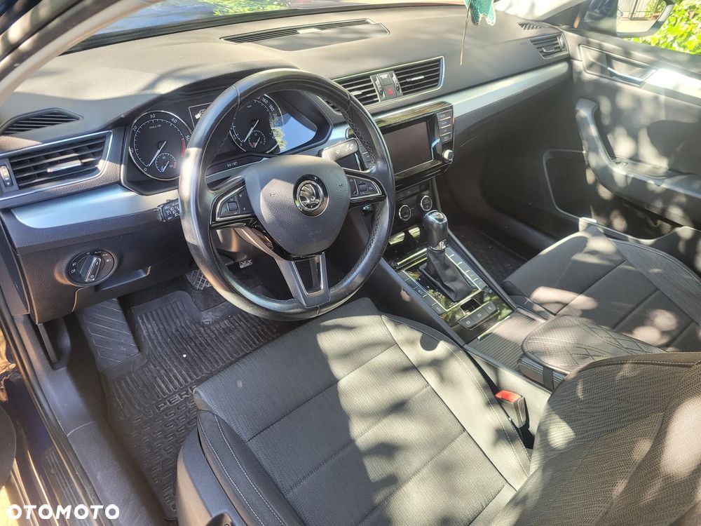 Skoda Superb 2.0 TDI Ambition DSG - 10