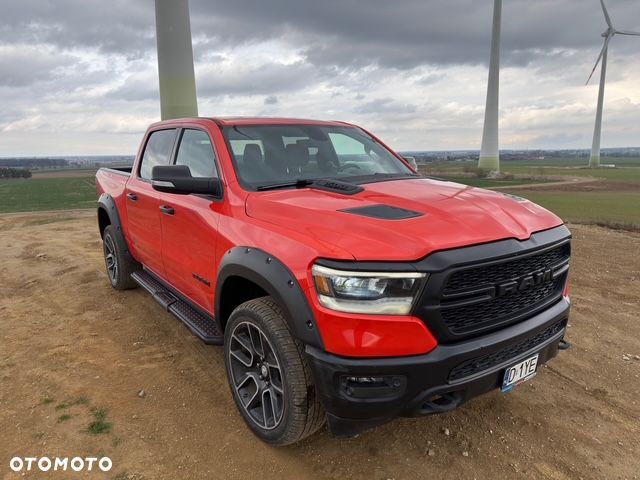 RAM 1500 5.7 Crew Cab Bighorn - 4