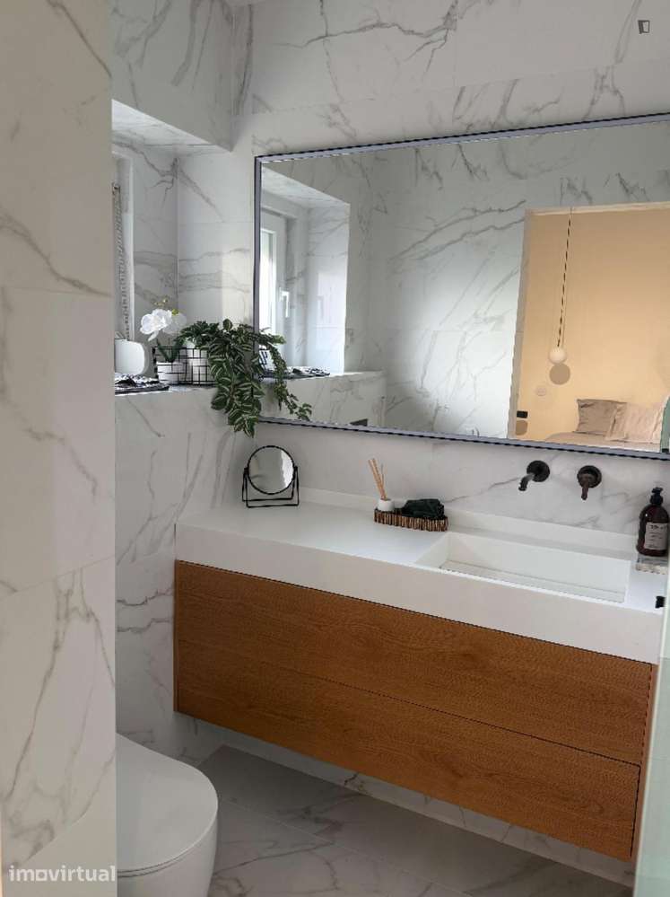 Quarto - localizado em Olaias Lisbon - Grande imagem: 2/9