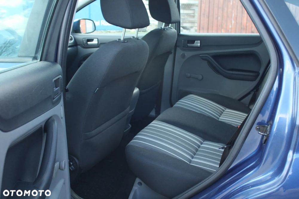 Ford Focus 1.6 16V Titanium - 7