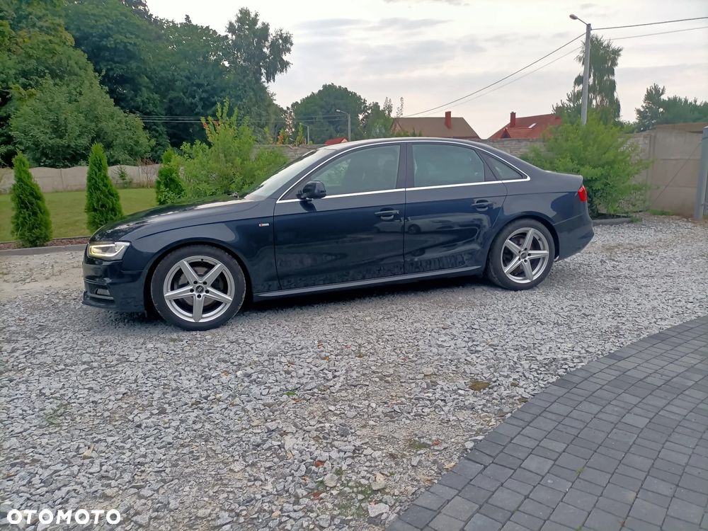 Audi A4 Limousine - 21