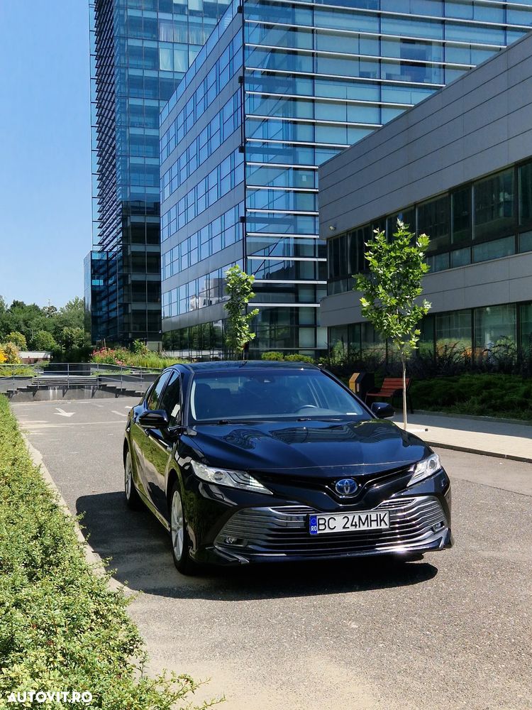 Toyota Camry 2.5 Exclusive - 1