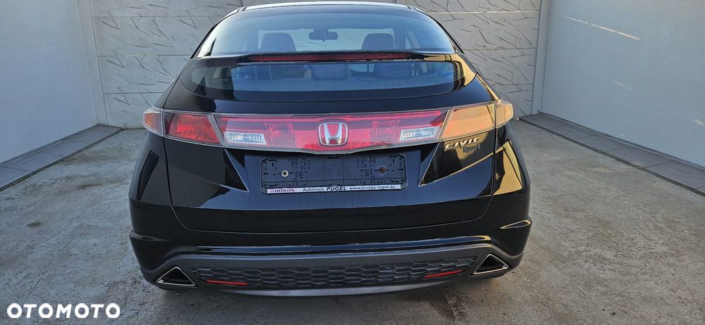 Honda Civic 1.8i-VTEC Sport - 10