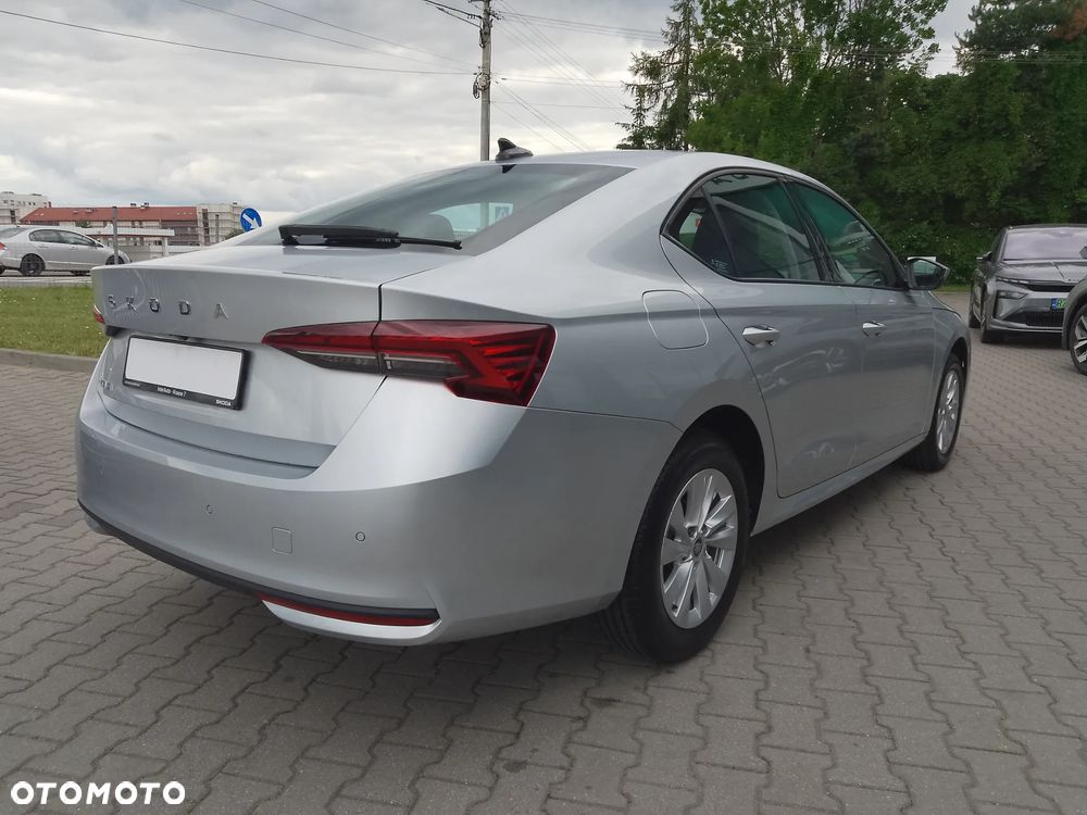 Skoda Octavia 1.5 TSI Essence - 6
