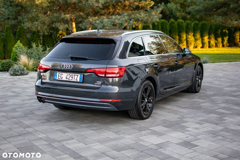 Audi A4 Avant 2.0 TDI DPF clean diesel S line Sportpaket - 18