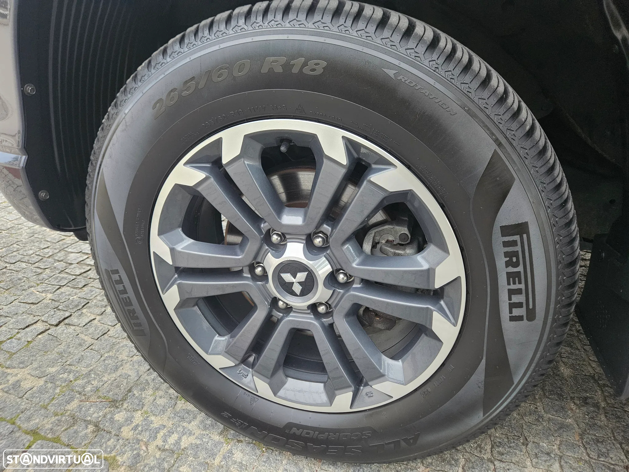 Mitsubishi L200 2.3 DI-D Strakar Space Cab Intense AT 4WD - 26