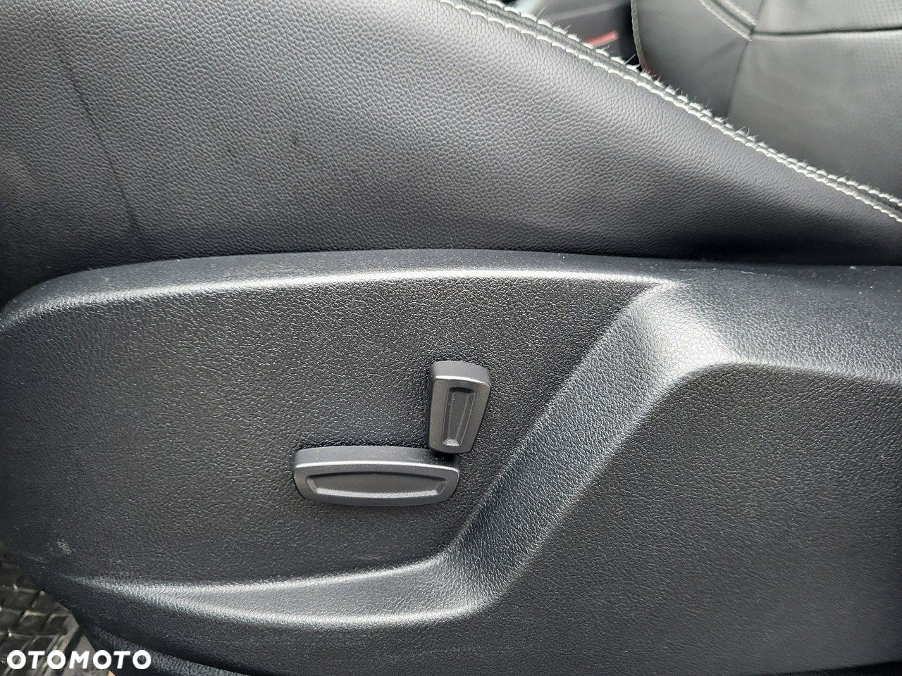 Ford S-Max - 31