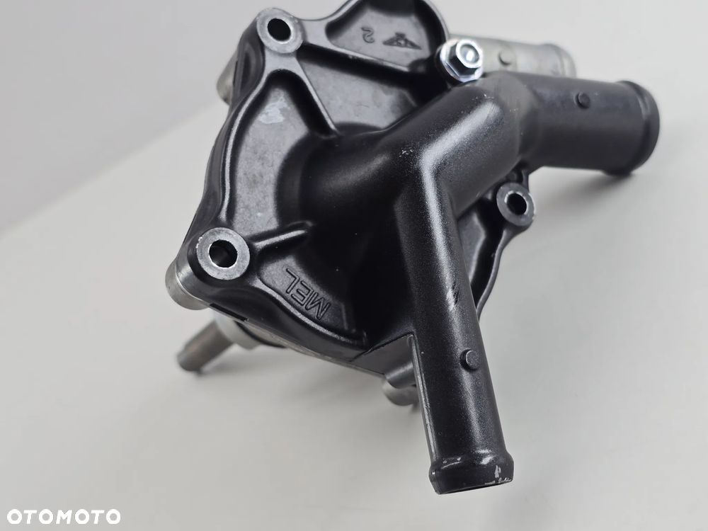 POMPA WODY OBUDOWA  HONDA CB 1000R  SC80 - 14