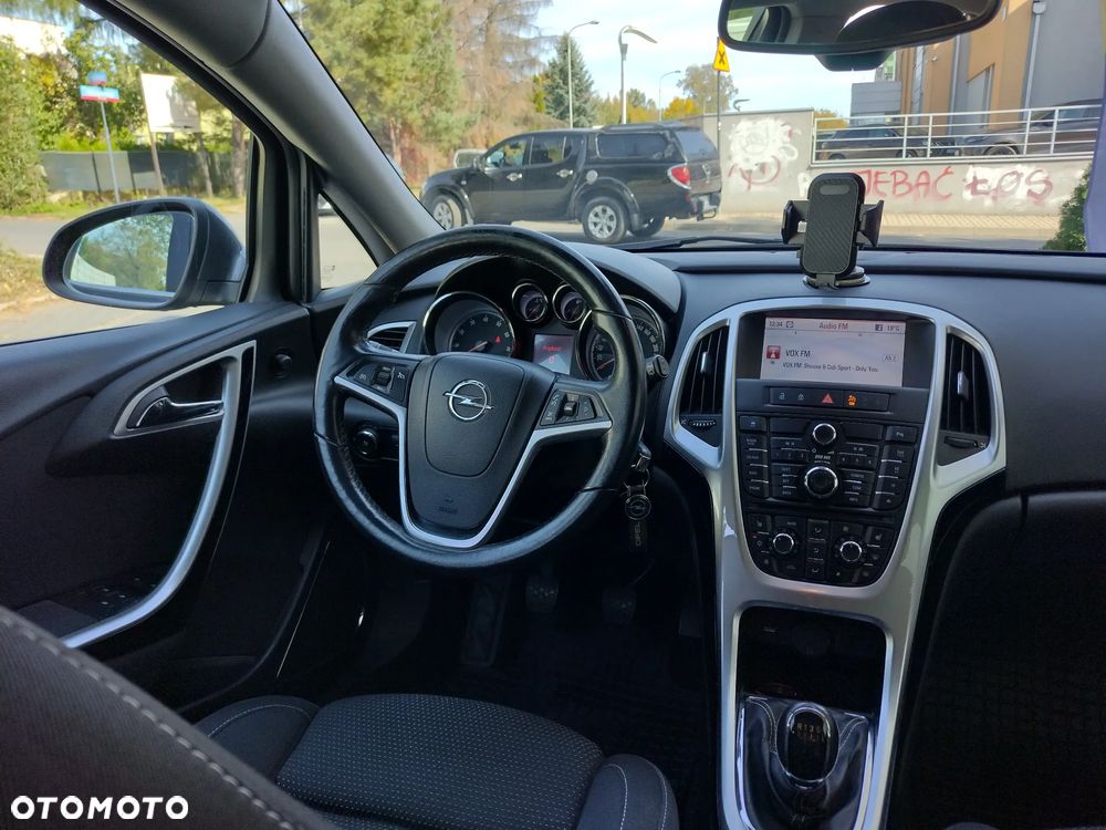 Opel Astra 1.4 T Cosmo - 17