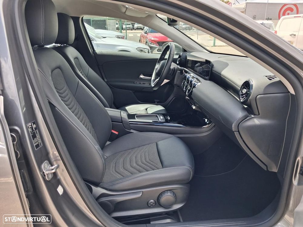Mercedes-Benz A 200 Standard - 14
