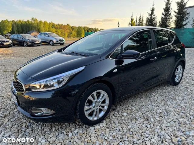 Kia Ceed - 23