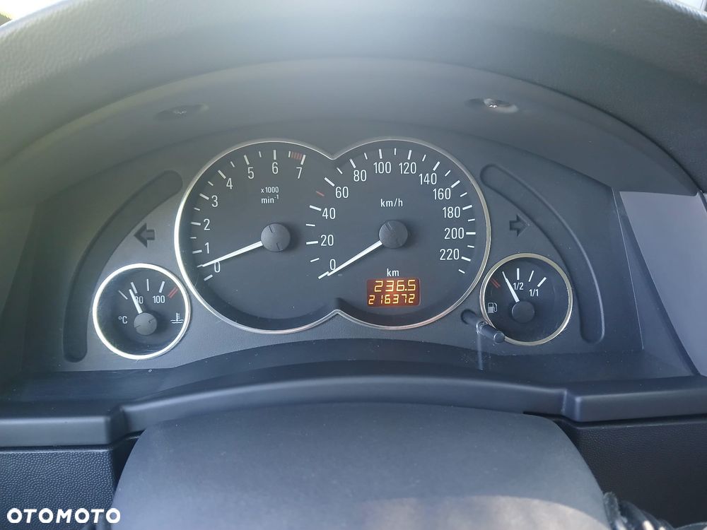 Opel Meriva - 23