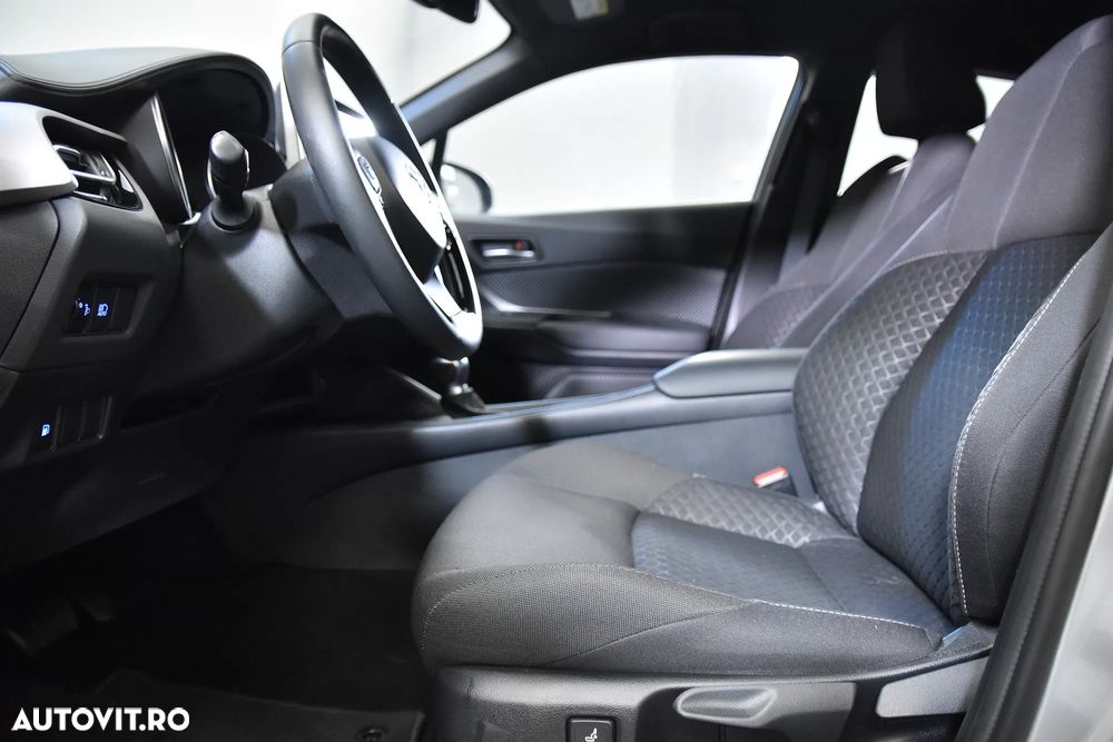Toyota C-HR - 23
