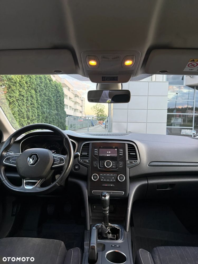 Renault Megane 1.5 Blue dCi Limited - 7