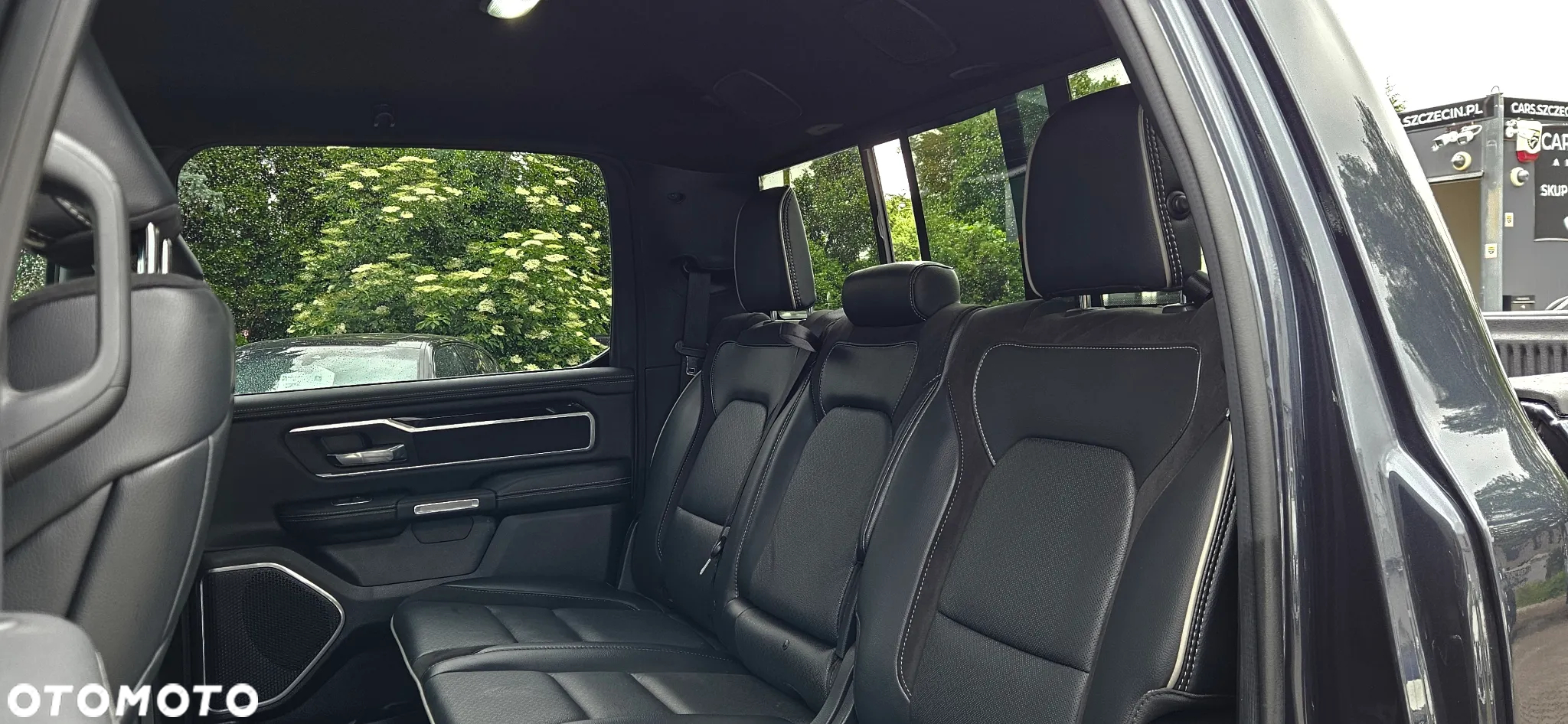 RAM 1500 Crew Cab Laramie - 22