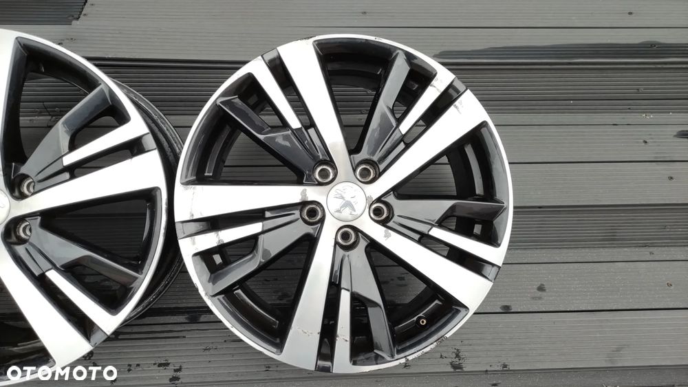 Felgi aluminiowe Peugeot 3008 II GT LINE komplet 9809687377 7.5J×18 CH5-49 5×108 - 6
