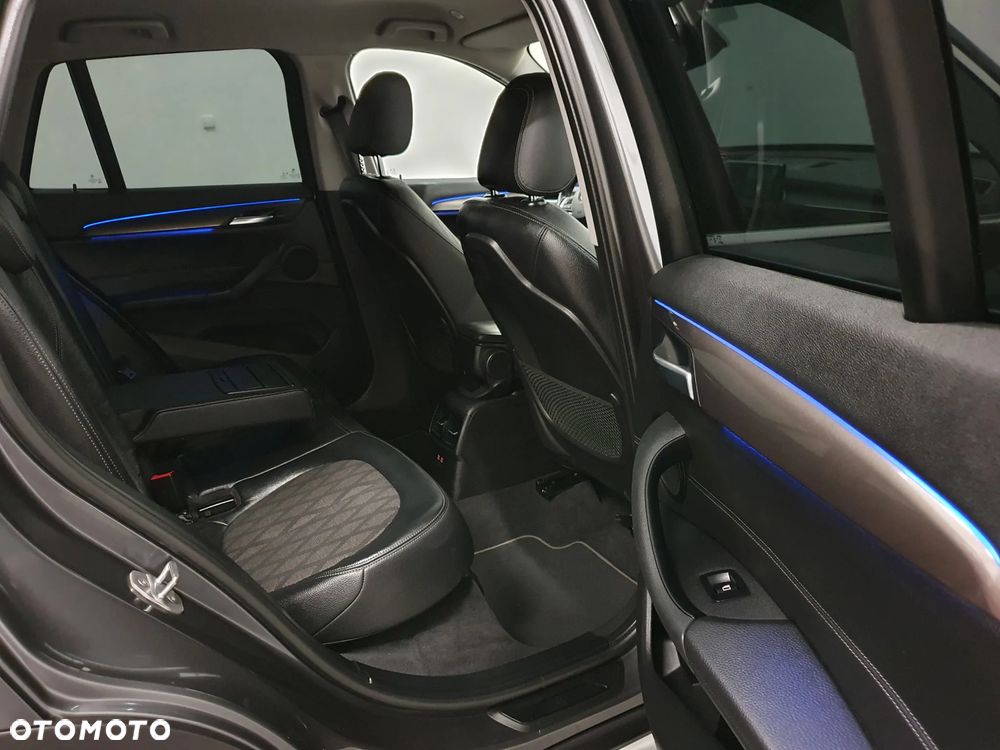 BMW X1 sDrive18d M Sport sport - 30