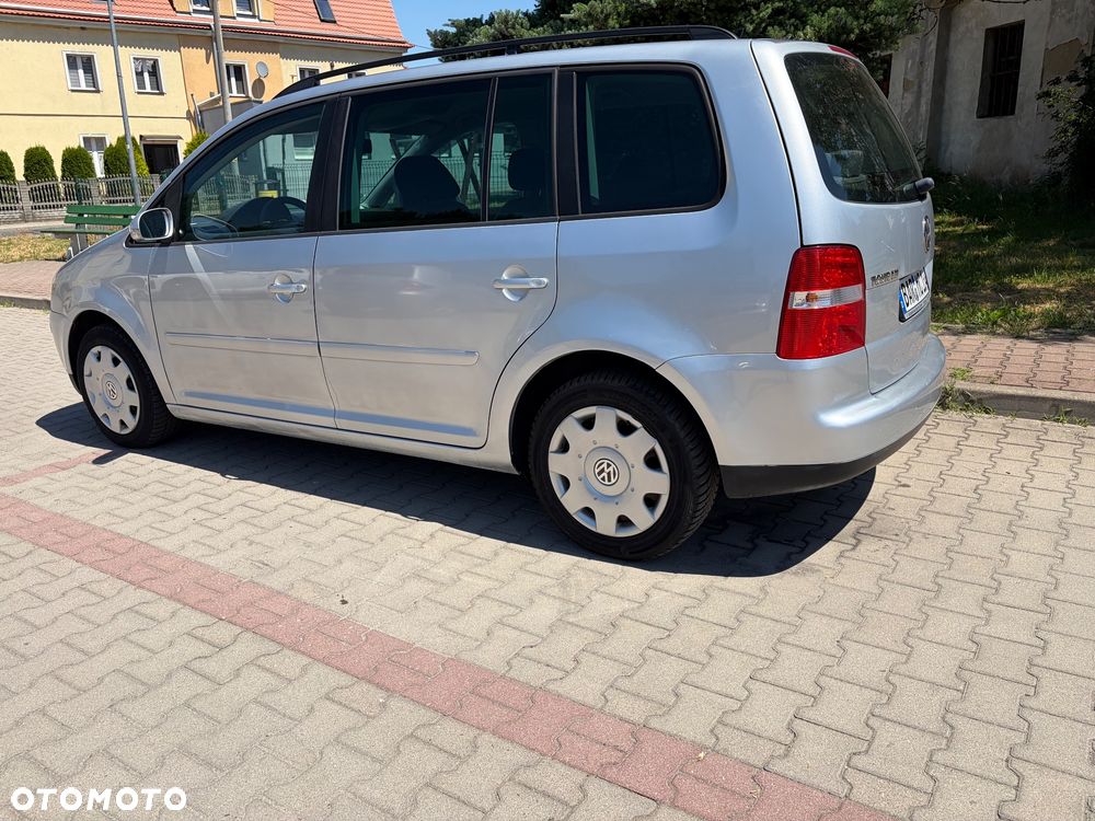 Volkswagen Touran 1.9 TDI DPF Trendline - 8