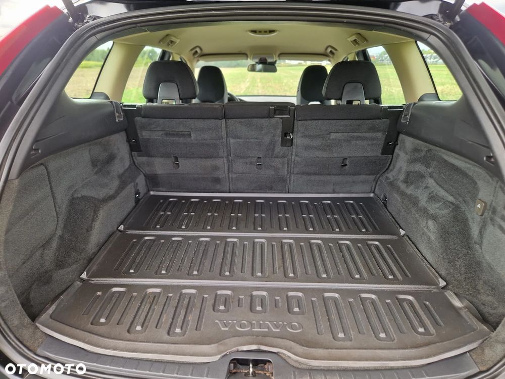 Volvo XC 60 DRIVe Momentum - 21