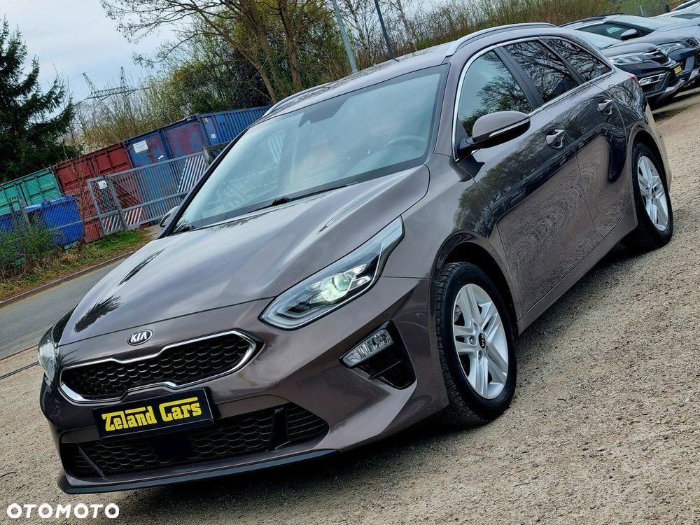 Kia Ceed 1.6 CRDi DCT Spirit - 1