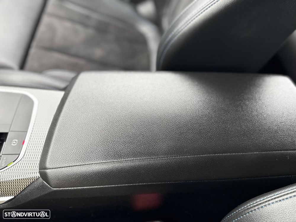 BMW 320 d Pack M Auto - 31