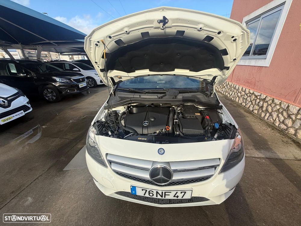 Mercedes-Benz B 180 CDI BlueEFFICIENCY Aut. - 17