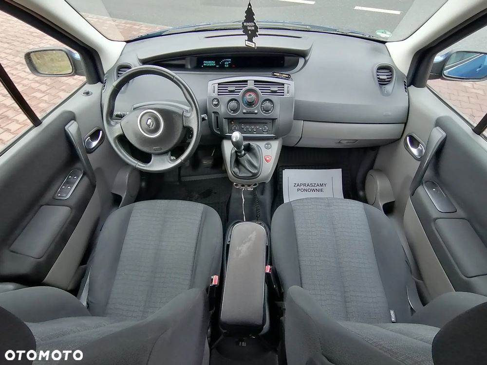 Renault Grand Scenic 2.0 16V Avantage - 22