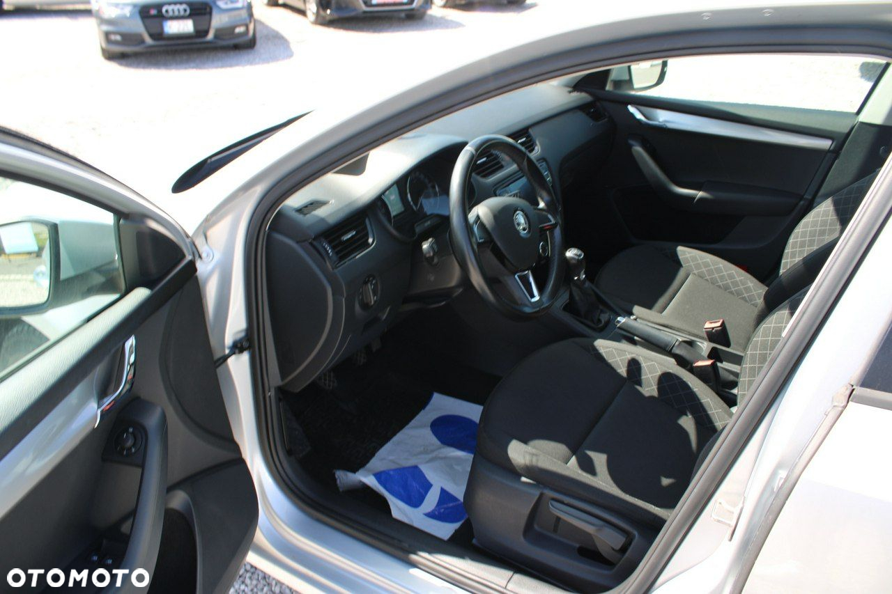 Skoda Octavia - 16
