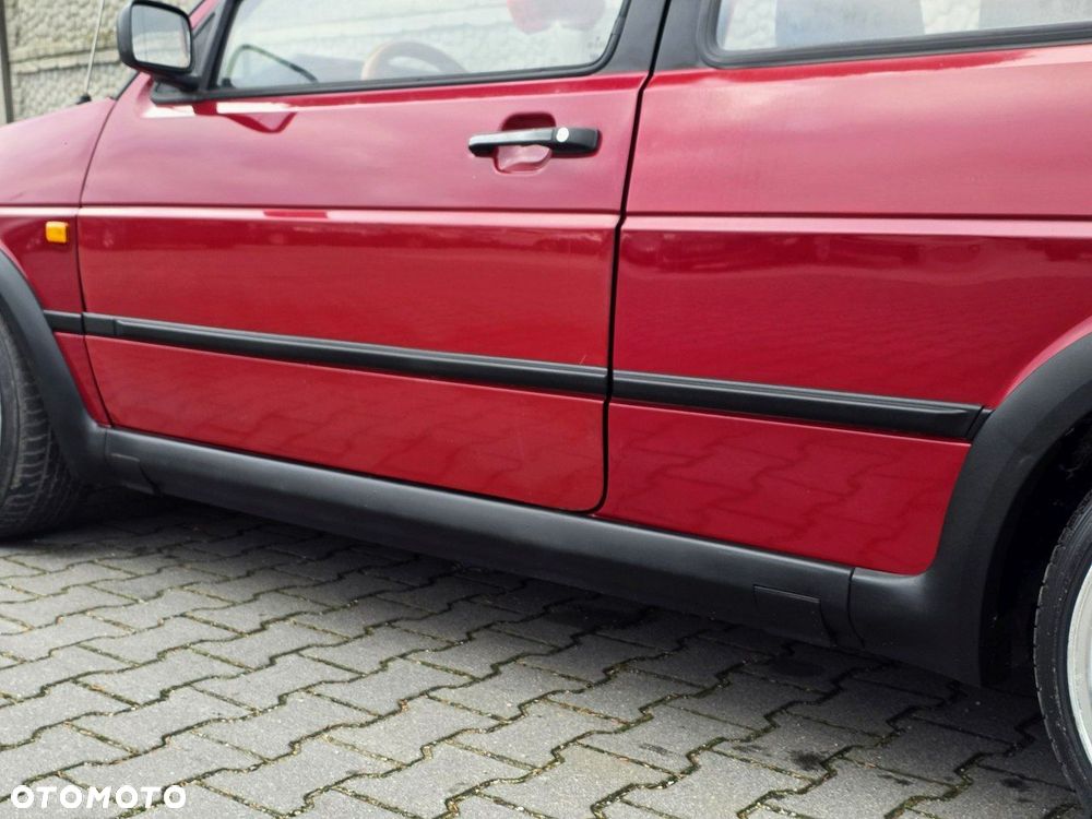 Volkswagen Jetta 1.3 GL - 31