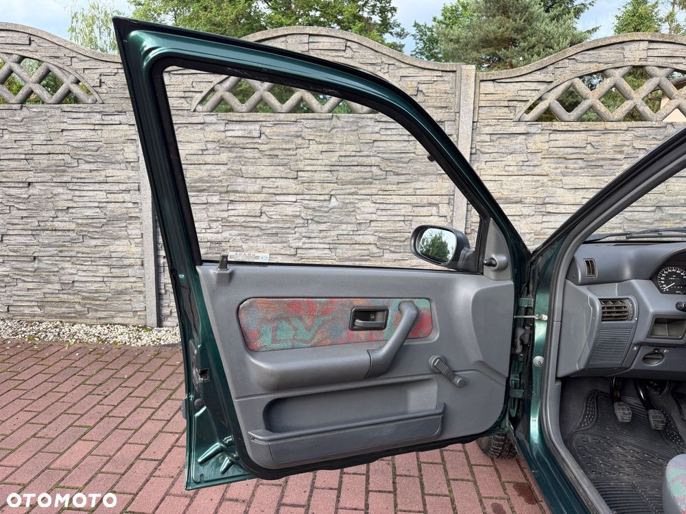 Renault Clio - 16