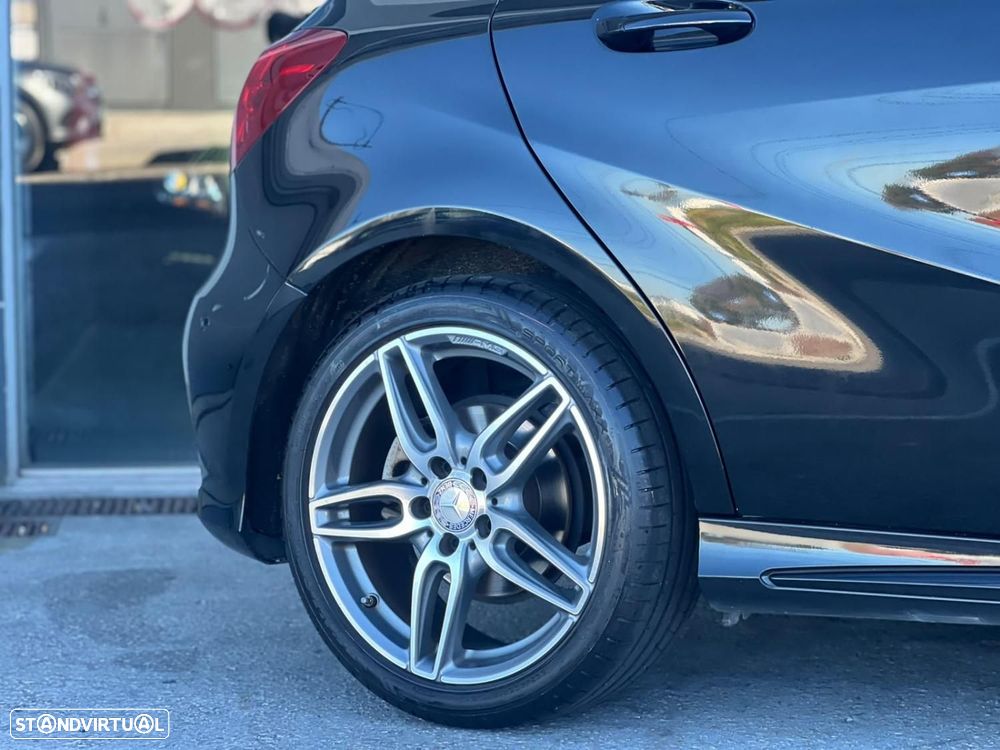 Mercedes-Benz A 180 d AMG Line - 4