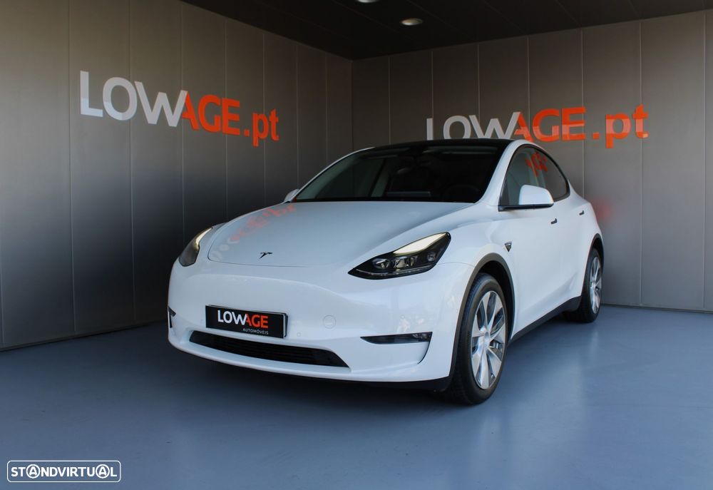 Tesla Model Y Long Range Dual Motor AWD - 34