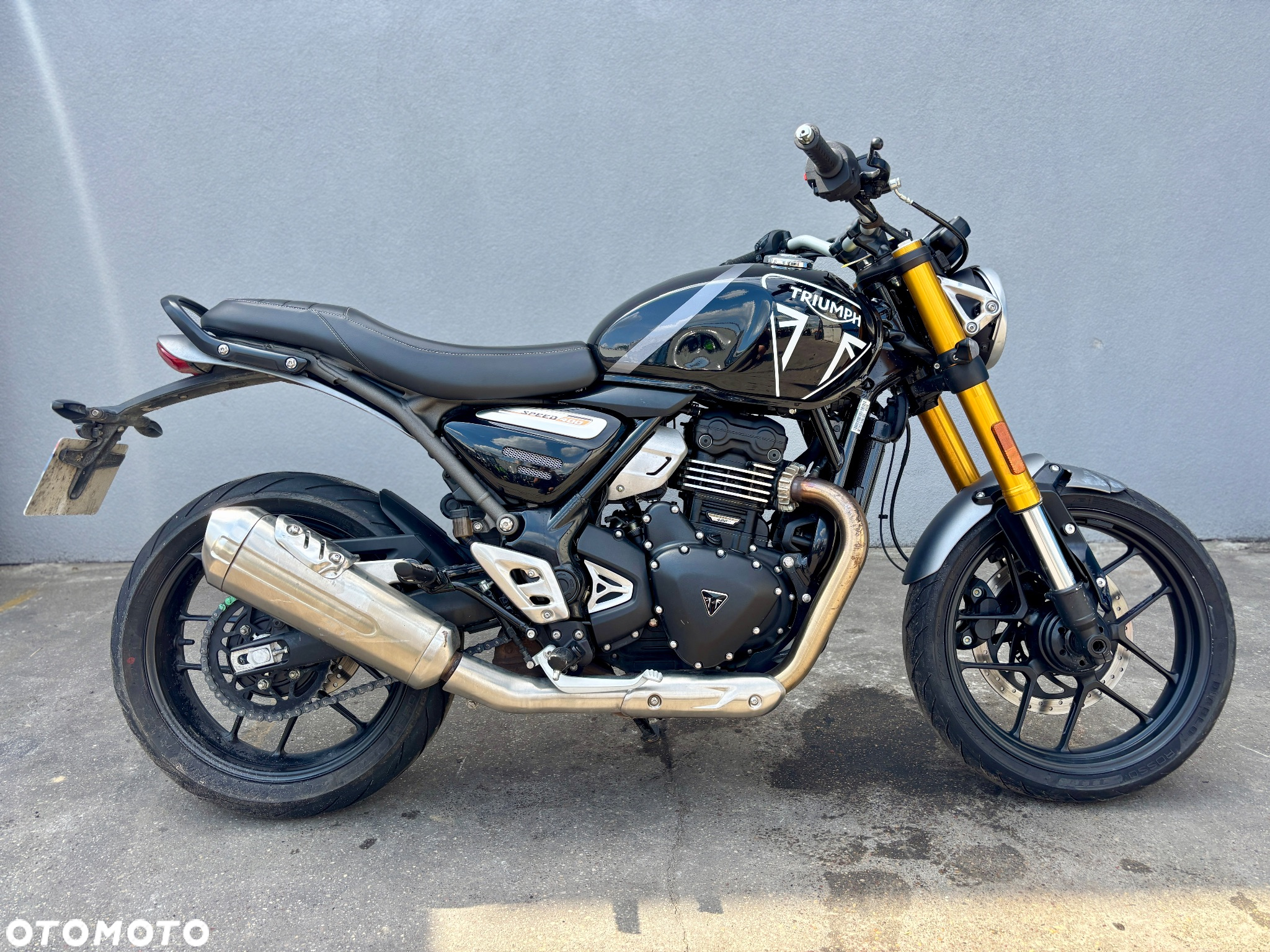 Triumph Inny - 7