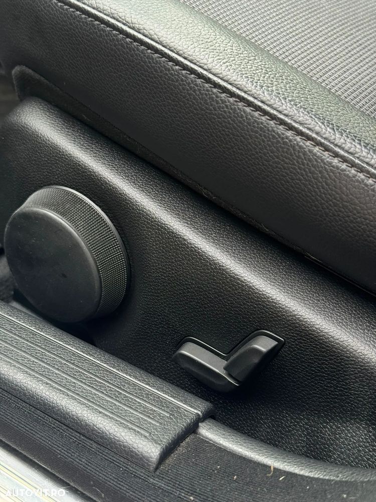 Mercedes-Benz C 180 T CGI BlueEFFICIENCY - 40