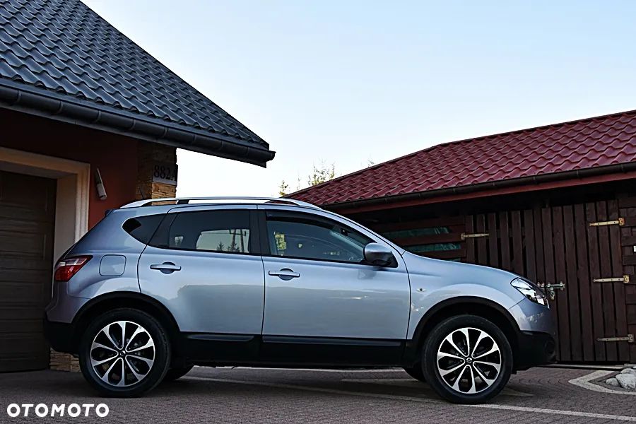 Nissan Qashqai 2.0 CVT 360 - 11