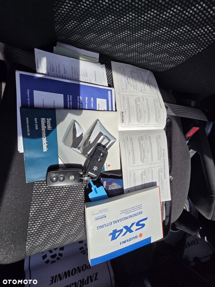 Suzuki SX4 1.6 GS / Premium - 15