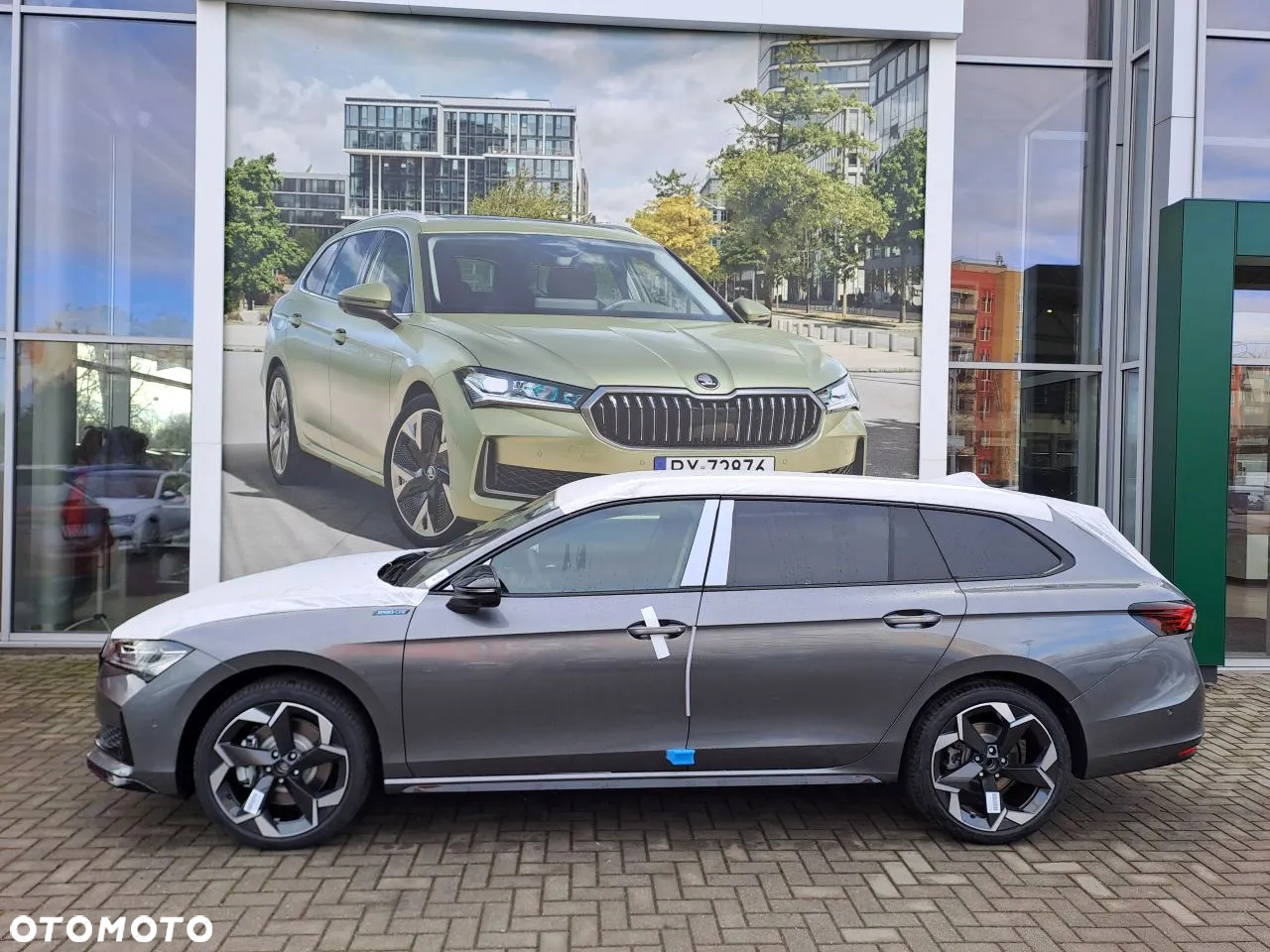 Skoda Superb 2.0 TSI Sportline DSG - 4